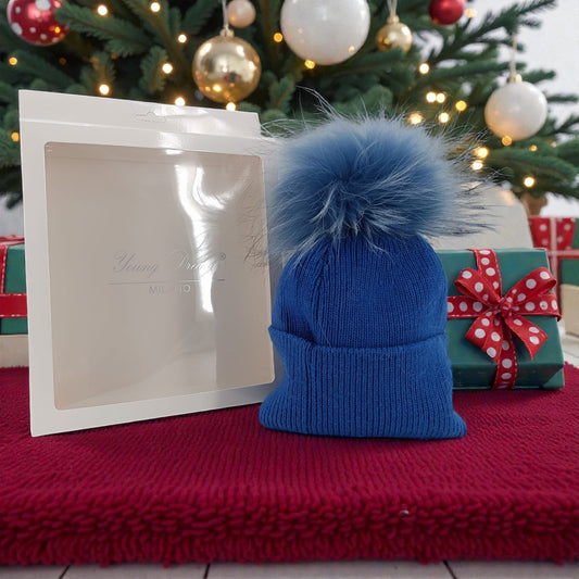 Cappello con pon pon con confezione