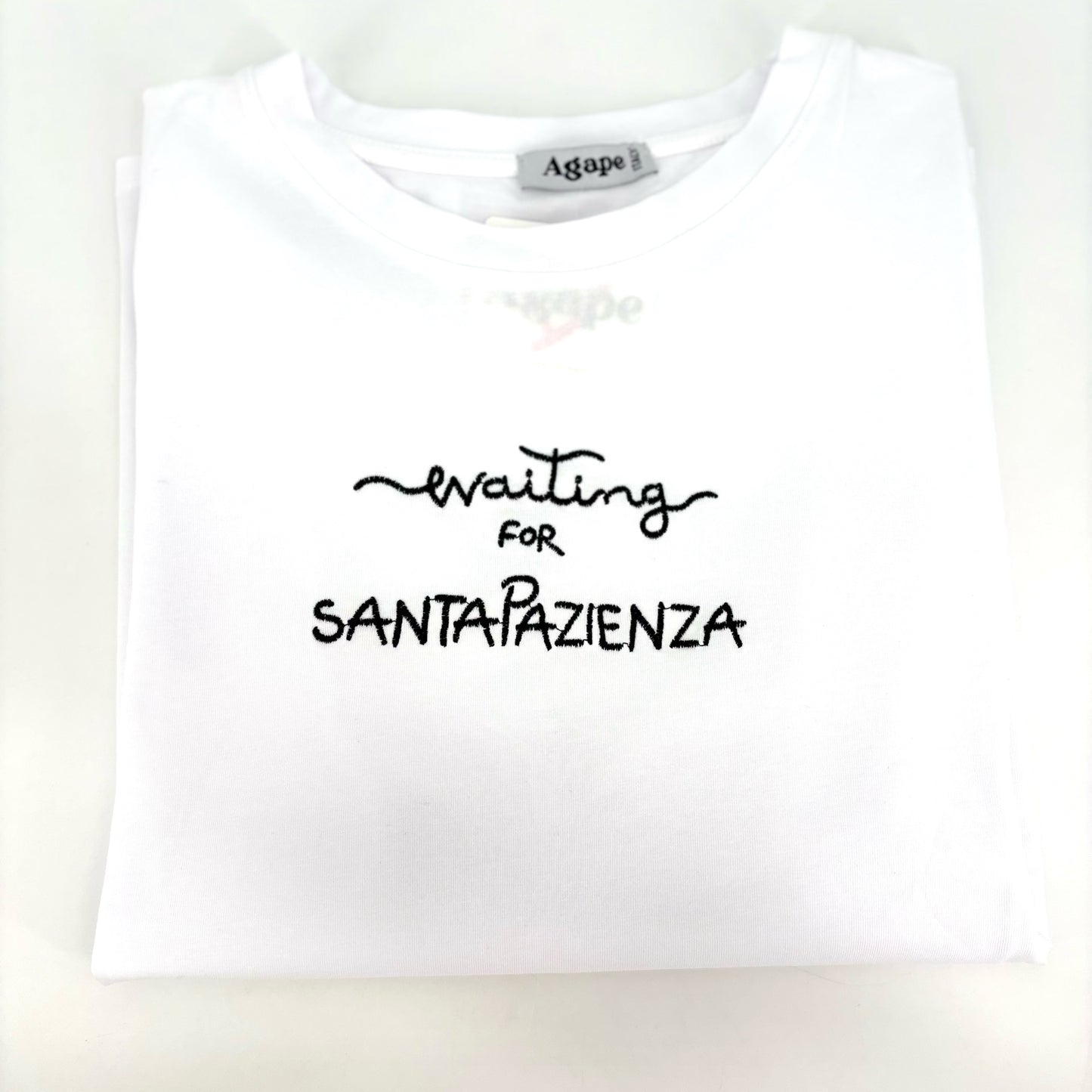 T-shirt con ricamo